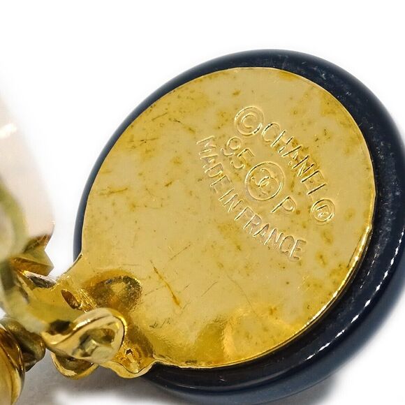 Chanel Artificial Pearl Dangle Earrings #124668C10B - Picture 4 of 4